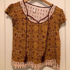 Firstly Patterned Flowy Top